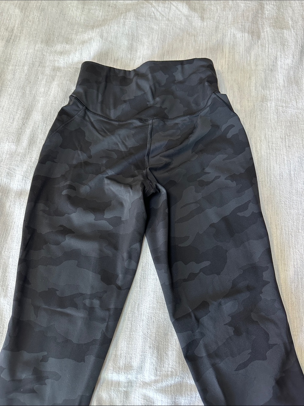 Lululemon Base Pace Running Tights - Picture 6 of 9